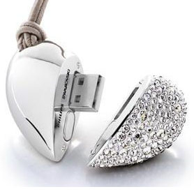 Bling Jewelry Diamante Diamond Heart USB Flash Drive U901