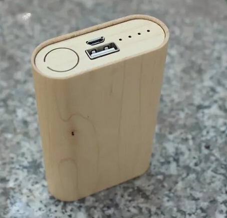 portable mobile wooden power bank PB217