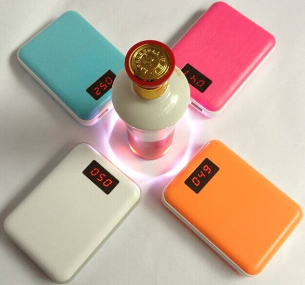 Elegant Plastic Mobile Power Bank PB402