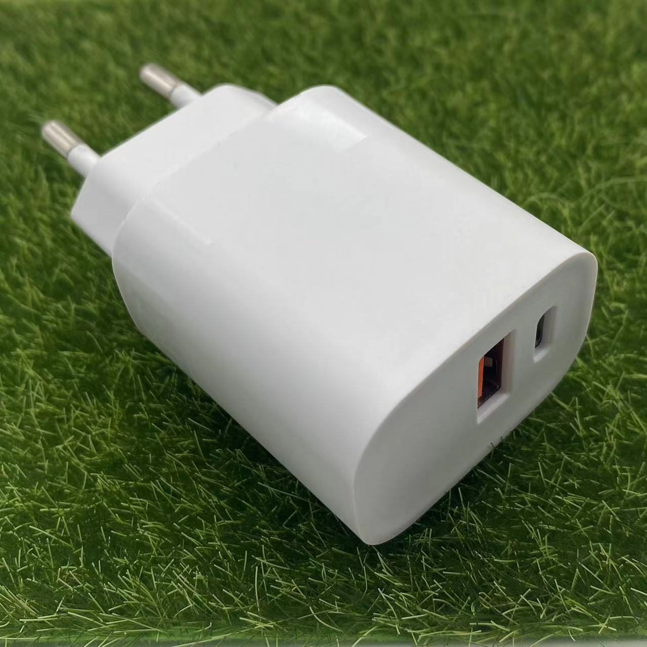 EU Charger Adatper PD20W QC3.0 A+C WC010